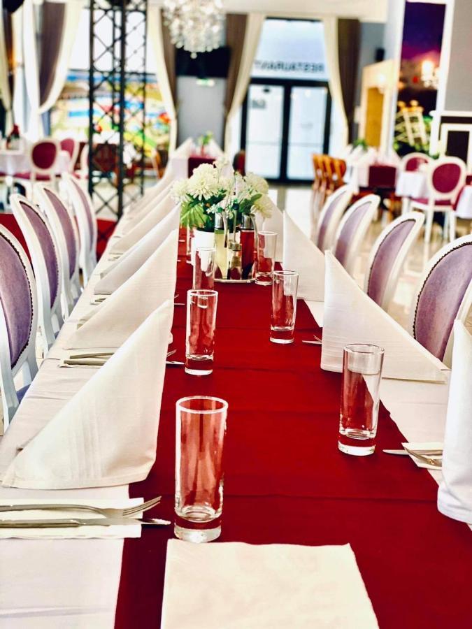 Hotel Aqua Kardzsali Kültér fotó
