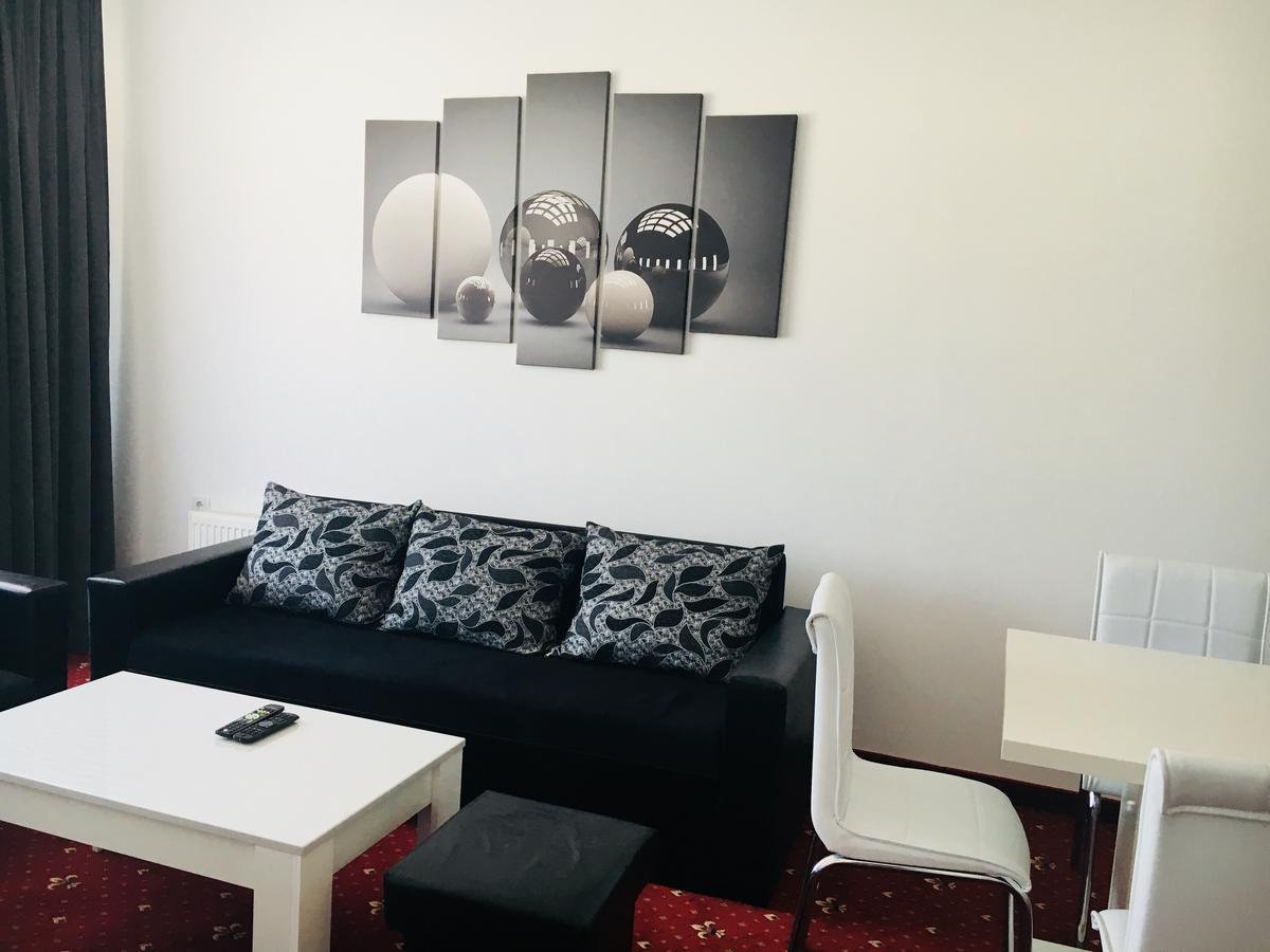 Hotel Aqua Kardzsali Kültér fotó