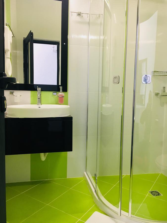 Hotel Aqua Kardzsali Kültér fotó
