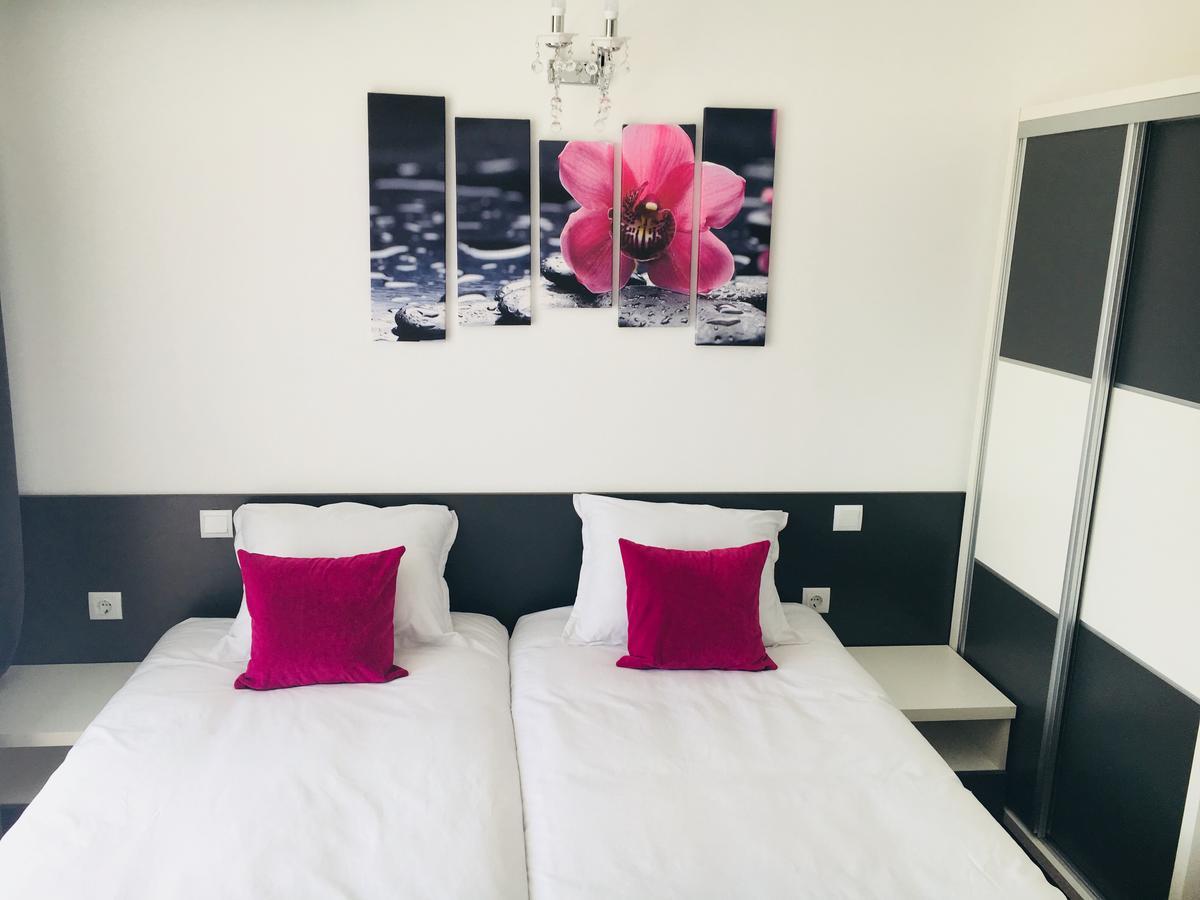 Hotel Aqua Kardzsali Kültér fotó