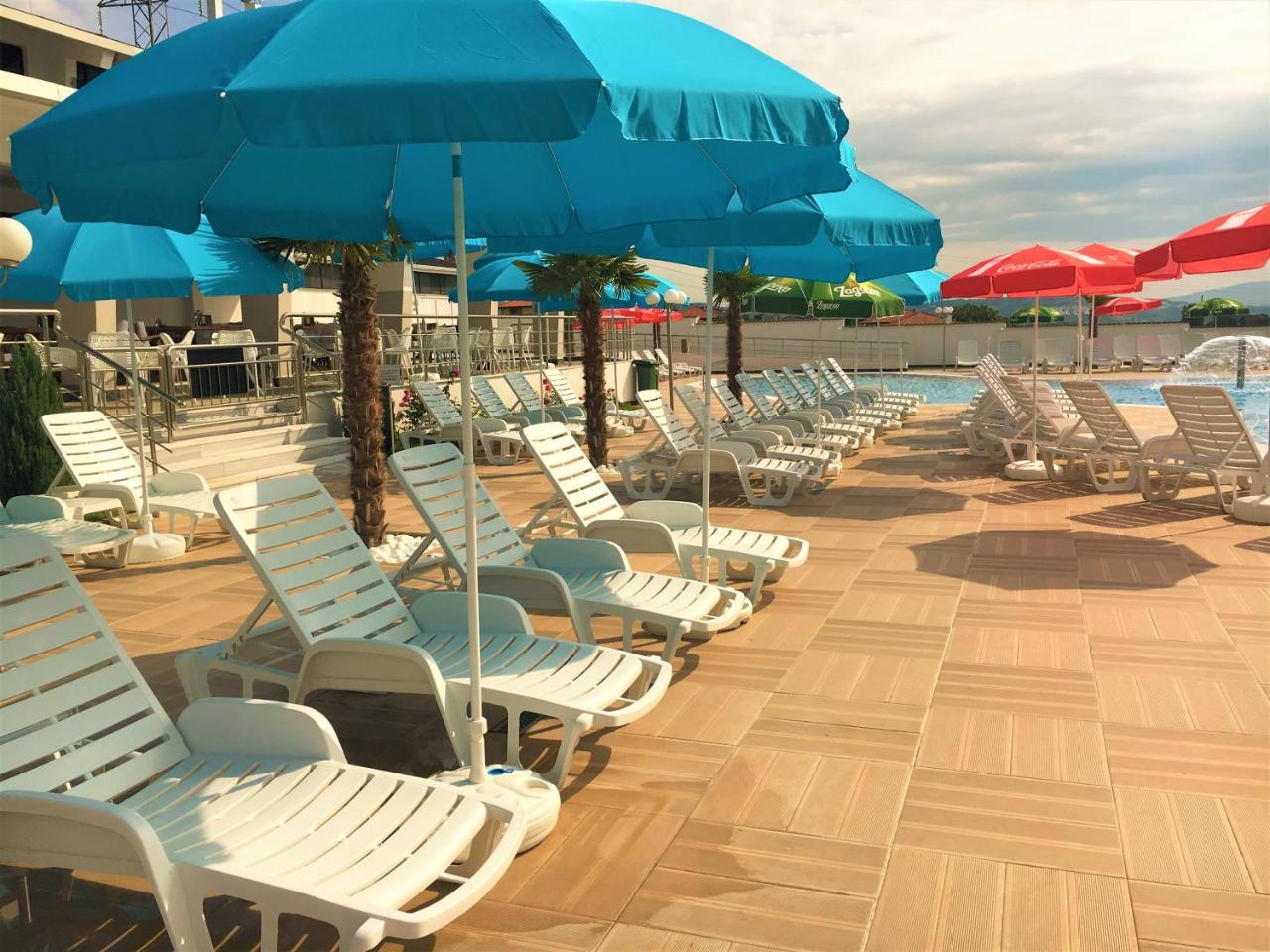Hotel Aqua Kardzsali Kültér fotó