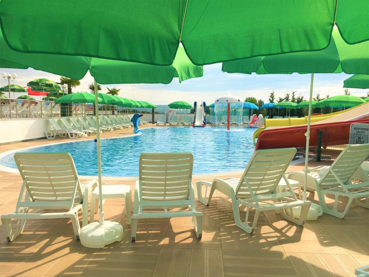 Hotel Aqua Kardzsali Kültér fotó