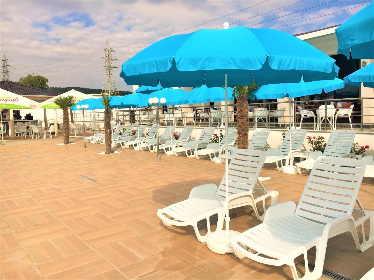 Hotel Aqua Kardzsali Kültér fotó