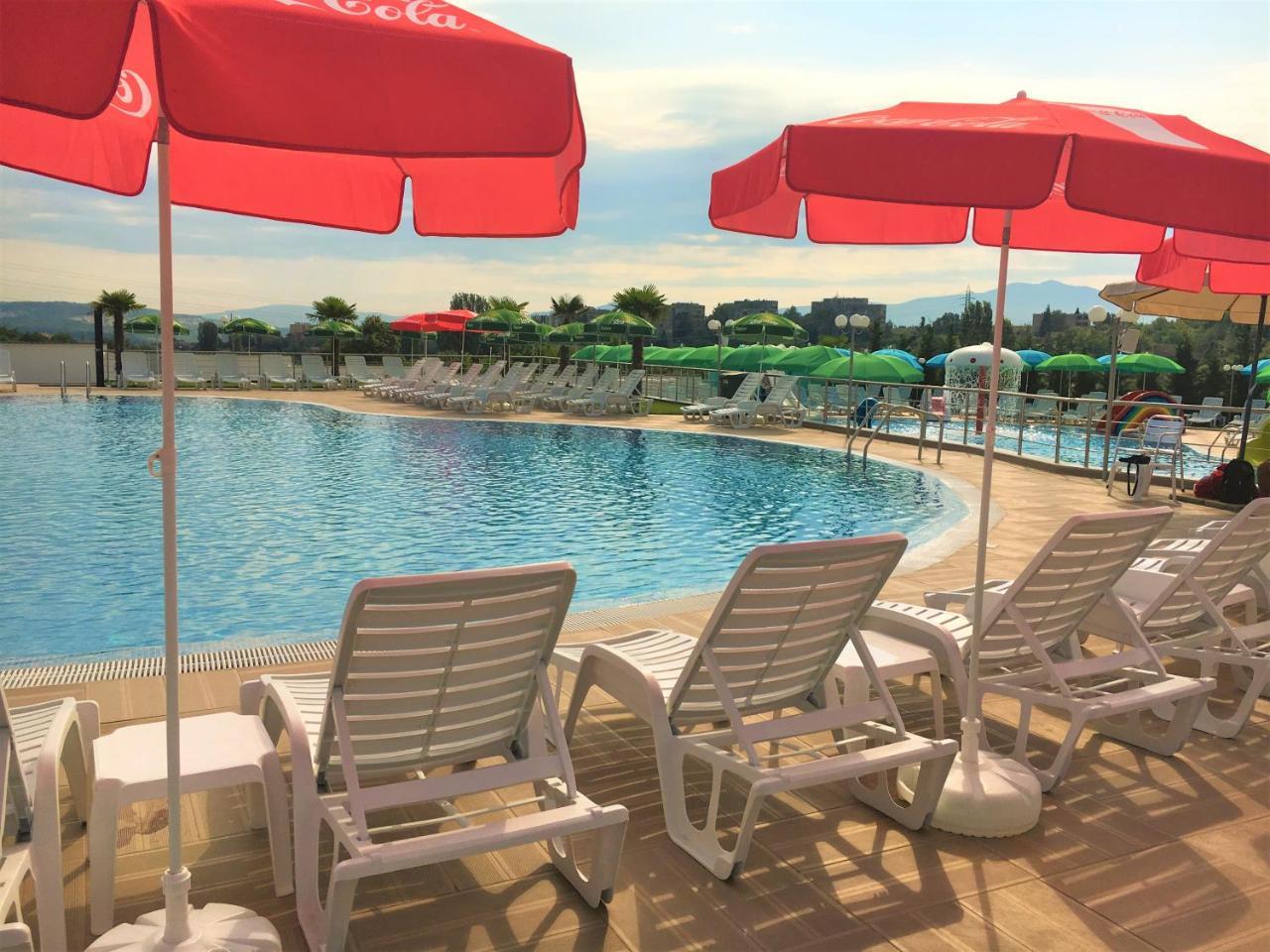 Hotel Aqua Kardzsali Kültér fotó
